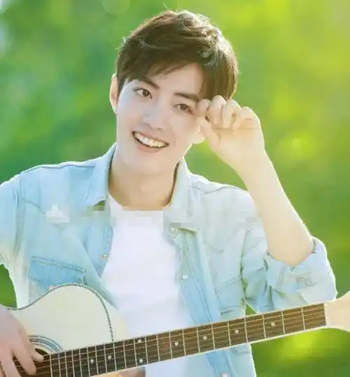 看到两人的"接吻照",小飞侠们全都沸腾了_杨紫_陈情_女生