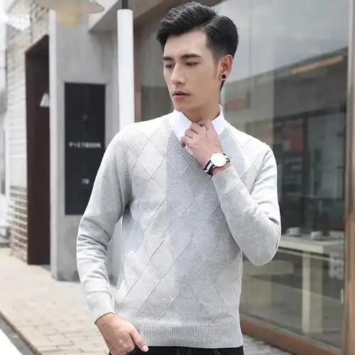 2020新款v领套头毛衣男韩版潮流提花长袖纯色打底男式修身针织衫