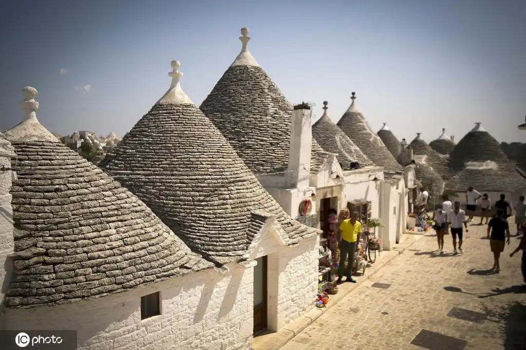 意大利阿尔贝罗贝洛 圆锥形的天堂小镇