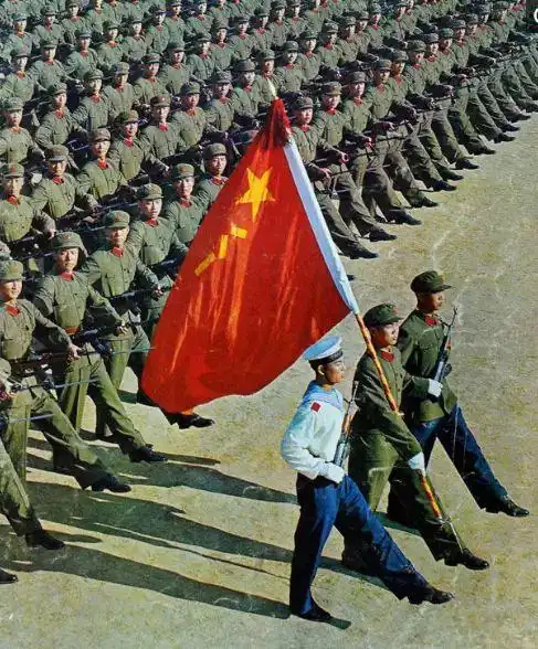 (原创)历次大阅兵分列式劈枪精剪版配词