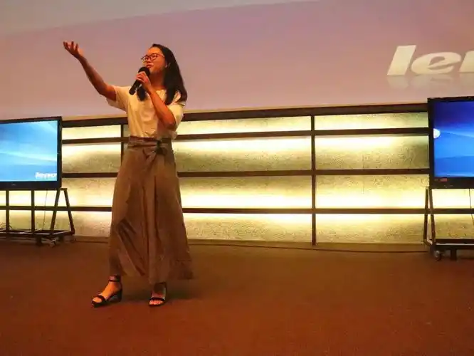 (15级应用化学张静文)(16级应用化学刘慧婵)(15级生物技术王松青)这六