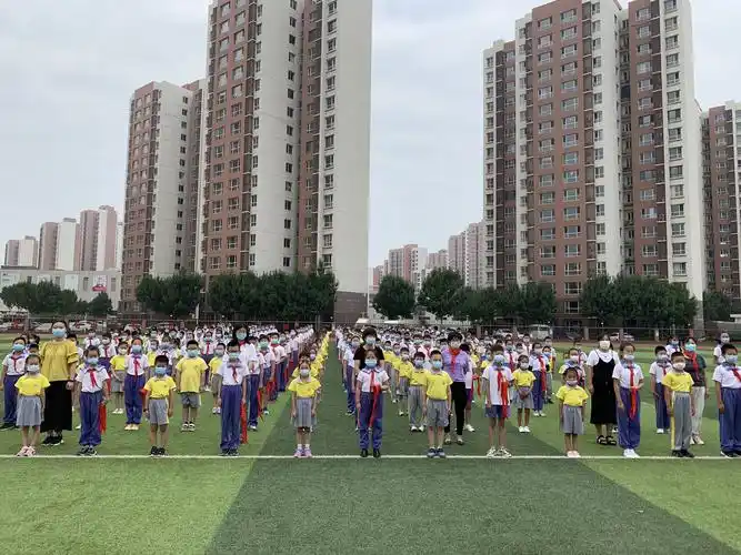 迎接少代会 争做好队员——葛沽第二小学一年级新队员入队仪式