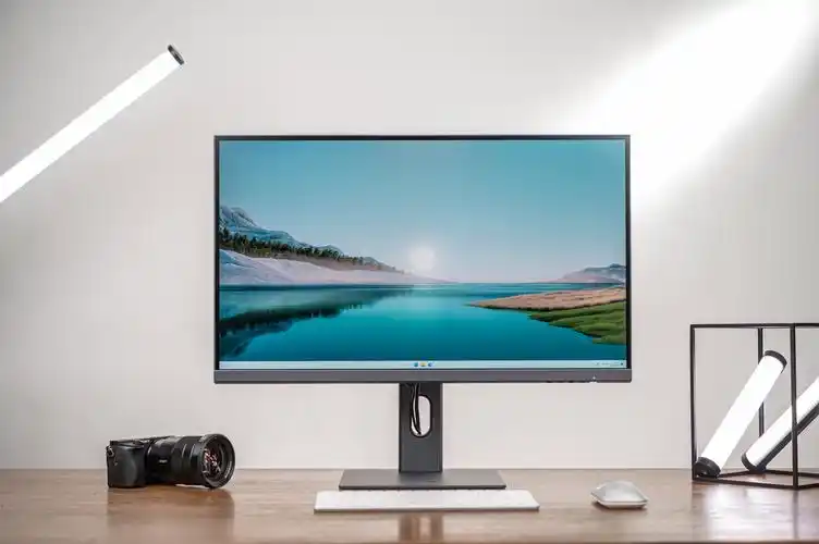 美女作伴赏心悦目,hkc tg271q显示器图赏_显示器图赏_太平洋电脑网