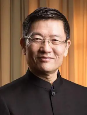 1994年,从加拿大留学回来的李洪积,已经分别拿到了美国康奈尔大学的