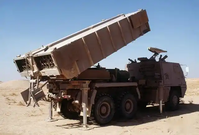 巴西火神阿斯特罗斯ii型火箭炮