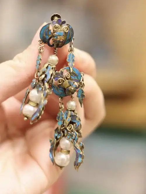 晚清团鹤纹点翠耳环