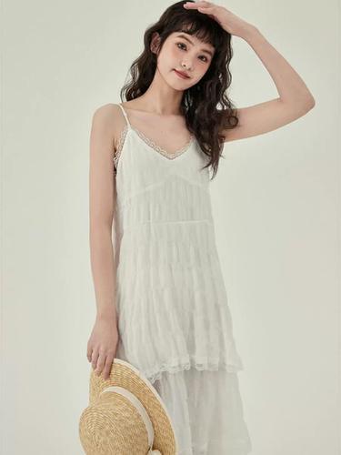 芝士鹿法式吊带裙夏季女装2024年新款初恋系连衣裙白色小众蛋糕裙