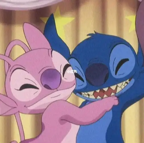 快喊你们男朋友一起用史迪仔和安琪吧#情侣头像分享  #星际宝贝