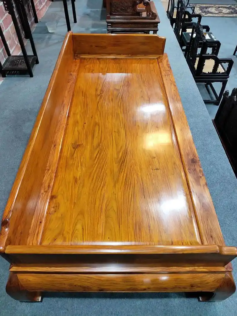 越南黄花梨罗汉床.