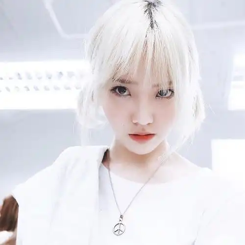 头像大户nene郑乃馨