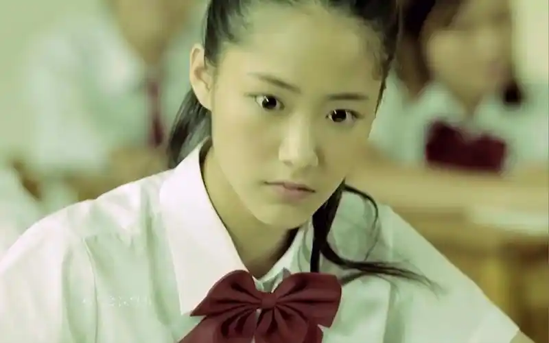 终极恶女:严炎的过去