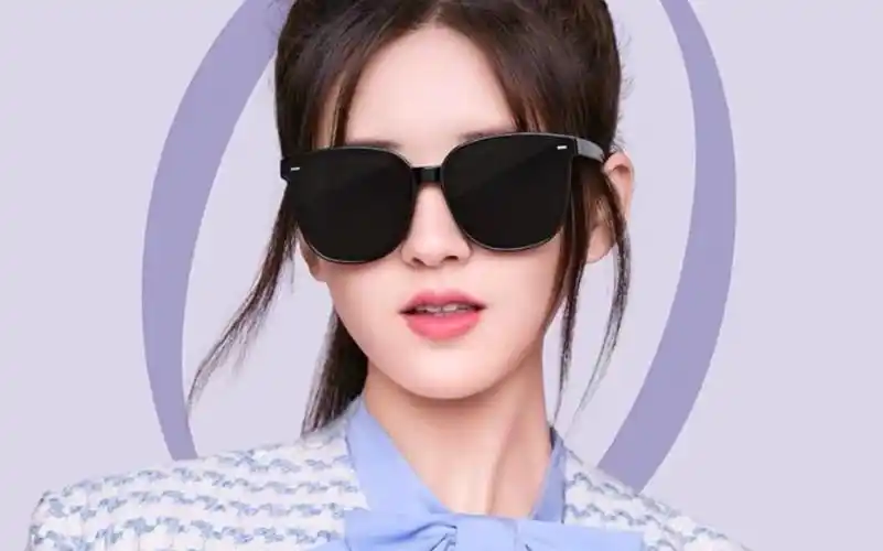 赵露思新代言眼镜