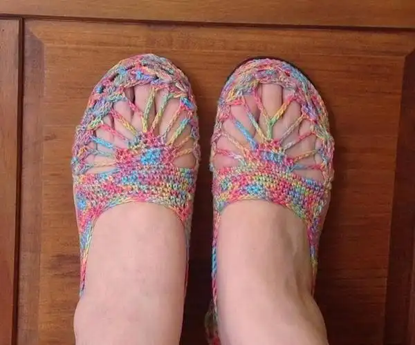 手工编织教程夏天钩一双特立独行的凉鞋钩织神技能get