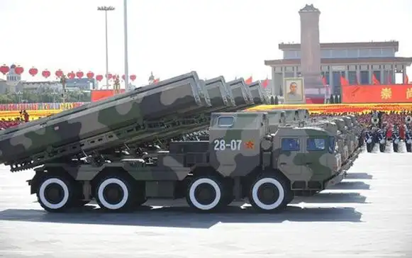 见识长剑-10巡航导弹真容