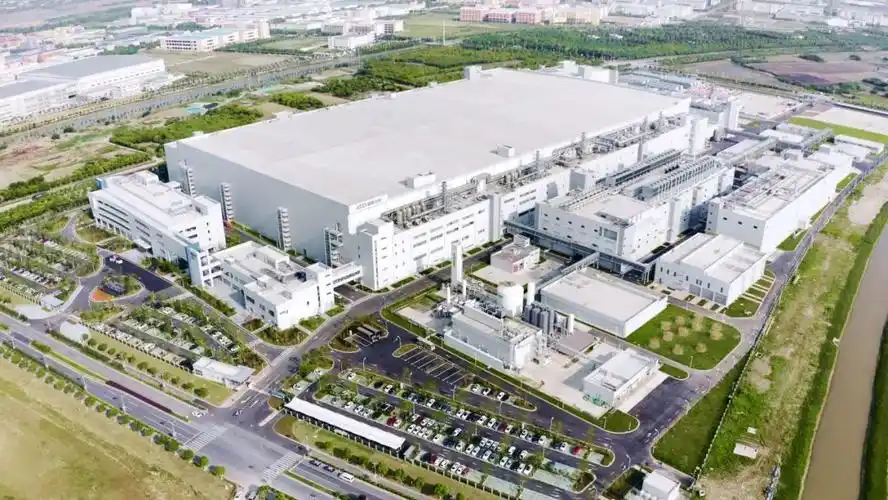 上海和辉光电股份有限公司本期,让我们走进获奖企业:上海和辉光电股份