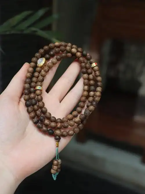 6·108颗#燊琰沉香  #沉香  #沉香手串  #文玩女生  #奇楠沉香