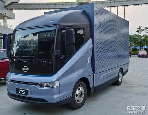 首页 评测与技术 实拍图解这不最近,比亚迪的全新纯电动轻卡t5也发布