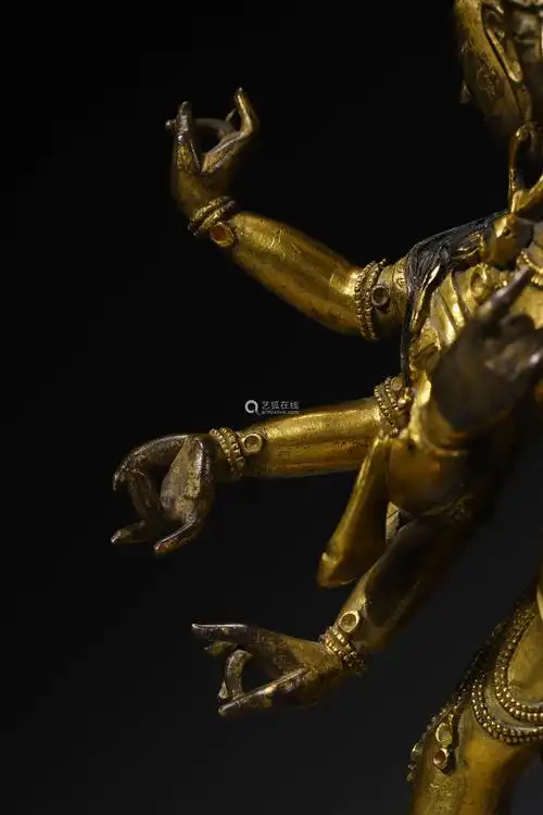 清 铜鎏金四面本尊佛母像