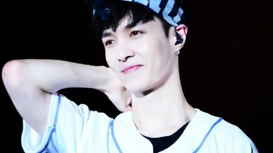 妙卡等张艺兴,罗志祥他们喜欢吃的休闲零食,你知道多少妙卡等张艺兴