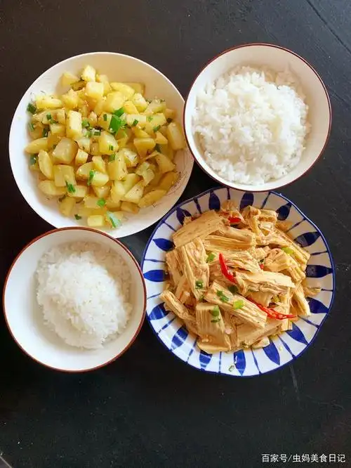 利水消肿等功效,做成孜然小土豆,好吃易做,脆酥爽口,超级下饭,而且