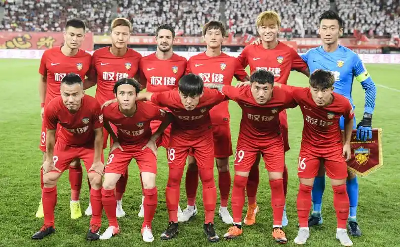 原创束昱辉豪掷6600万的转会闹剧孙可对不起我不能回江苏了