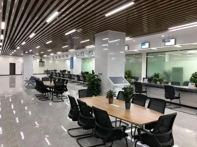 普安县人民政府政务服务中心新政务大厅10月15日正式启用