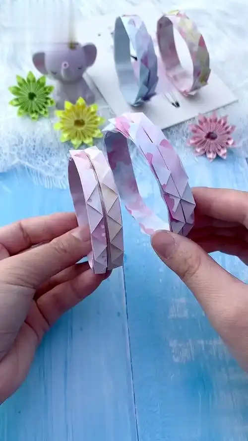 用一张纸也能折出好看又洋气的闺蜜手环,不许说没材料了!