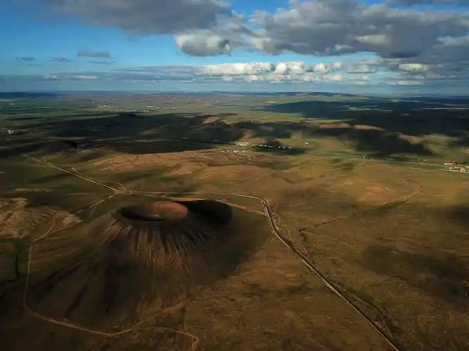 祝愿我的家乡:美丽富饶的察右        善福寺共请活佛八世.