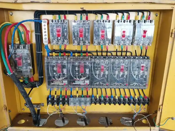 n2室内配电箱重复接地未从端子板上接