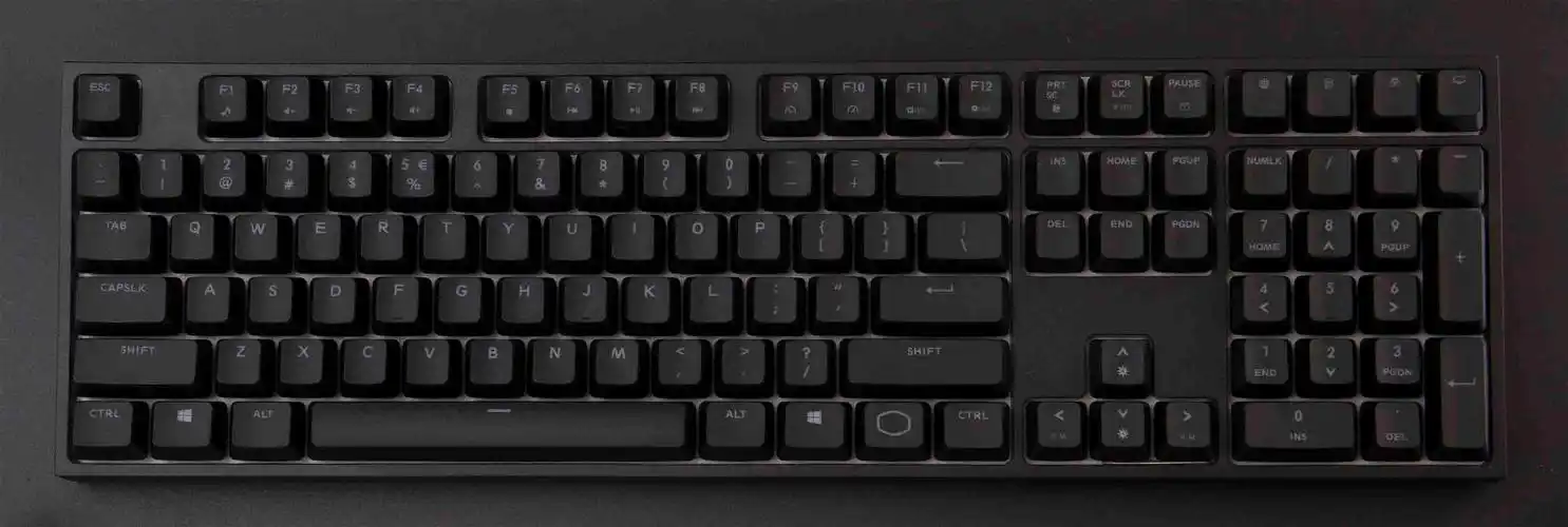 烈焰枪旗舰108v2机械键盘值得买吗酷冷至尊烈焰枪旗舰108v2键盘茶轴版