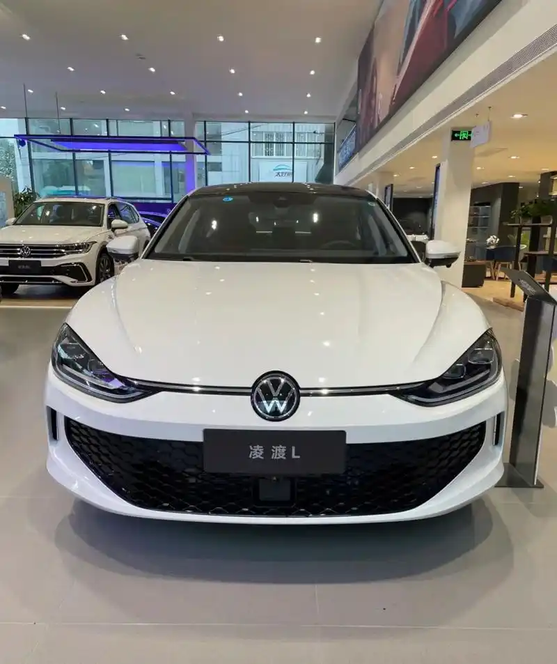 大众凌渡l 280炫辣版,落地15.