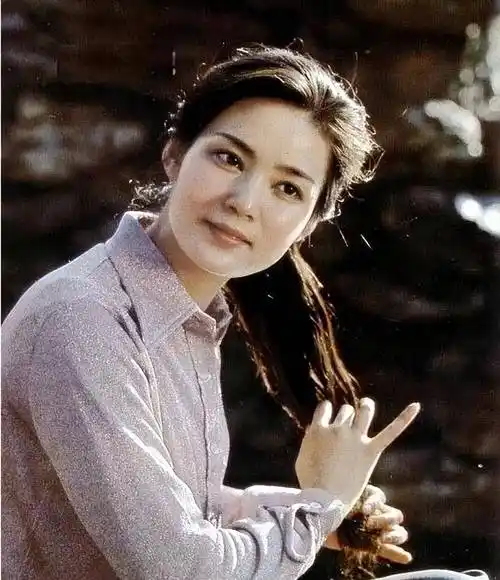 50年代出生的内地女明星,总有一种蓬勃生命力的美,璀璨夺目_代表作