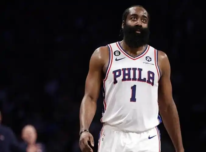 哈登职业生涯但凡有一个总冠军,历史地位会提高一大截