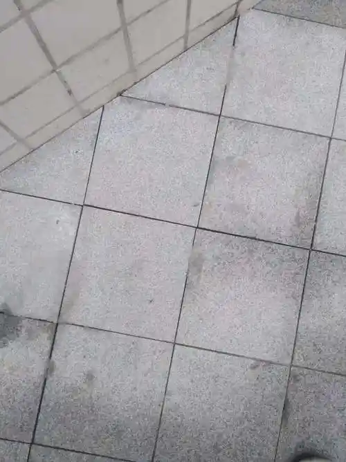 咸阳市庭院芝麻灰烧面花岗岩铺地铺路石材厂家批发销售电话