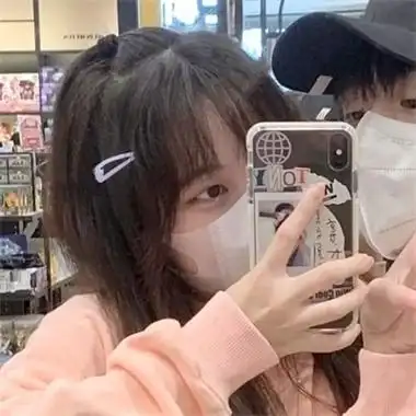 2022超火情侣头像一人一图真人高颜值情侣头像真人