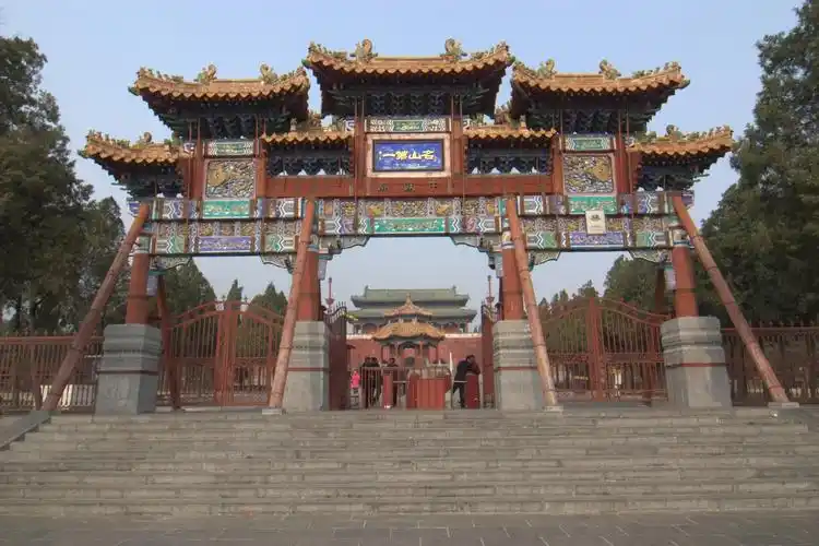 文化遗产耀中原打卡嵩山之巅的历史文化瑰宝中岳庙