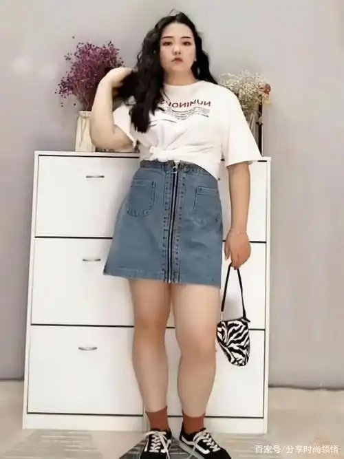 150斤的女生怎样穿搭显瘦?看看这3位女生不同穿搭方式带来的效果