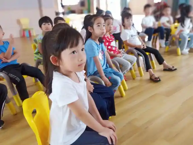 阳光幼儿园中七班家长进课堂《茶文化》