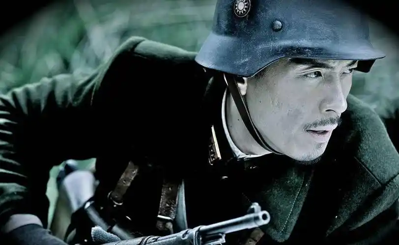 电视剧《搜索连》以惨烈的衡阳保卫战为背景,直观的展现了战场的残酷