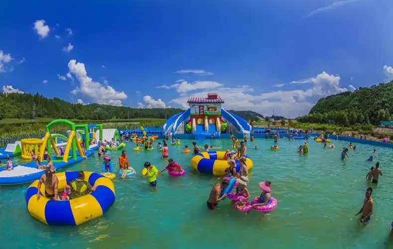 7月28日,花钱最少,玩得最嗨的岗山花海水上乐园开业了!