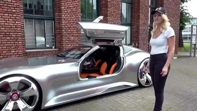 正义联盟里面蝙蝠侠的座驾这么帅的奔驰你见过吗