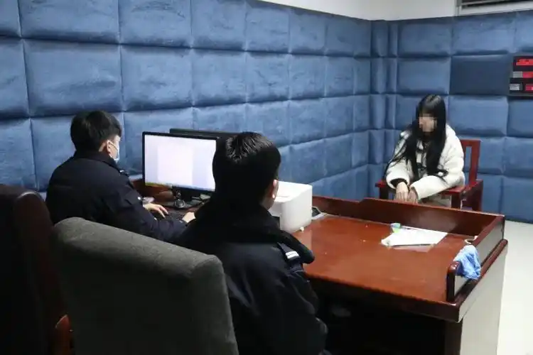 后经审讯,犯罪嫌疑人段某,宋某等人对其组织卖淫活动的违法犯罪行为