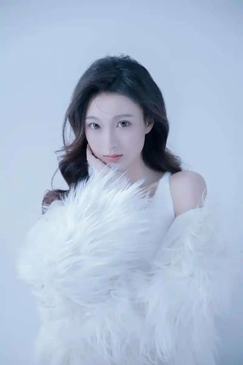 飞乐时摄影.  唯美梦幻写真,敲开了我的神秘之!★ 兴 你是 - 抖音