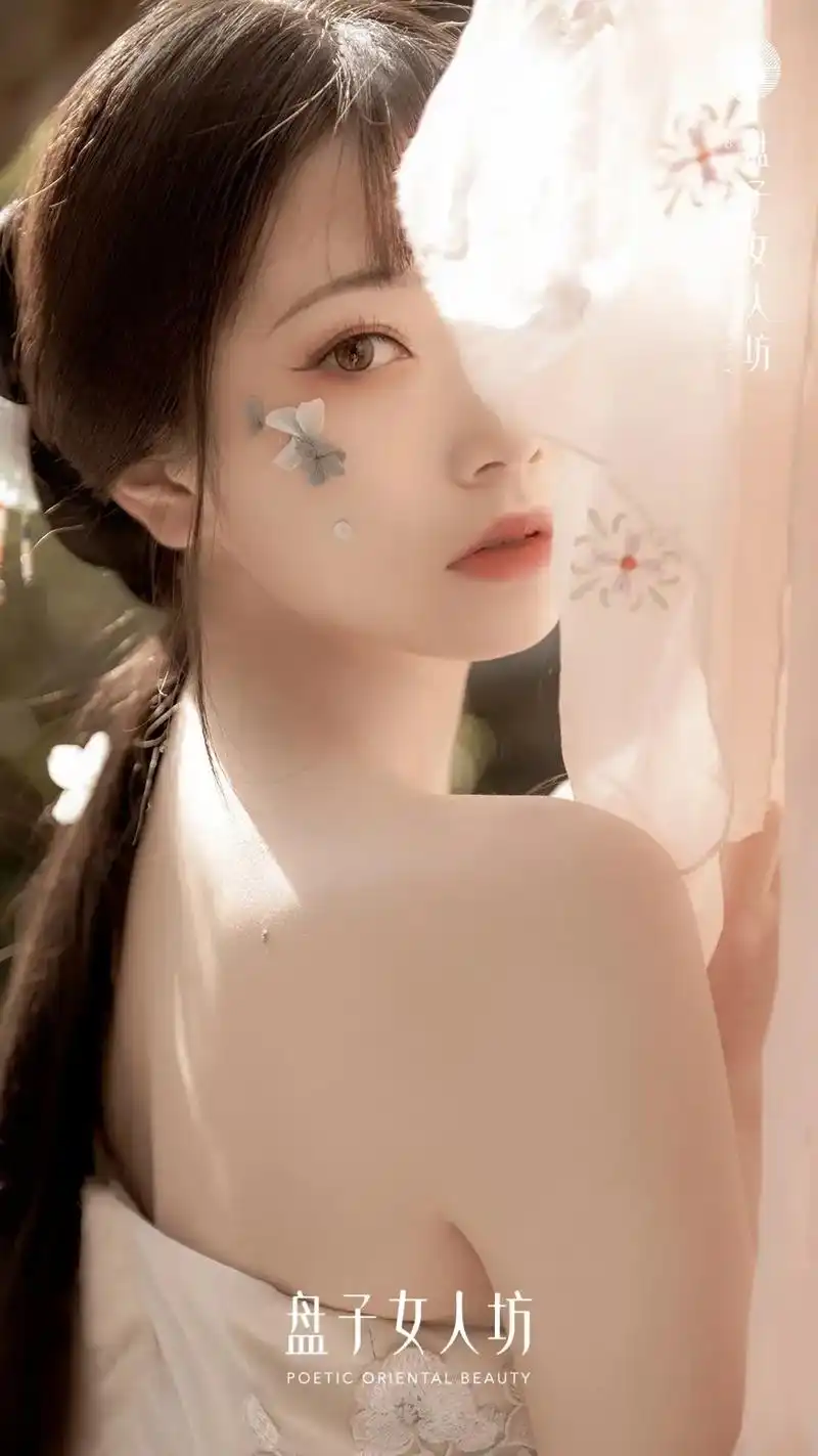 拥有一套独属你风格的古装写真#摄影 #少女写真 #人像写真  - 抖音