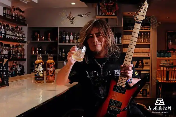 亚洲重金属巅峰乐队loudness成军40周年酒