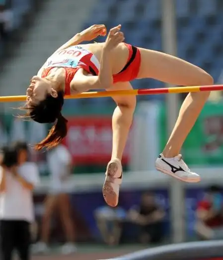 图文全国田径赛暨亚运选拔赛顾璇跳高季军