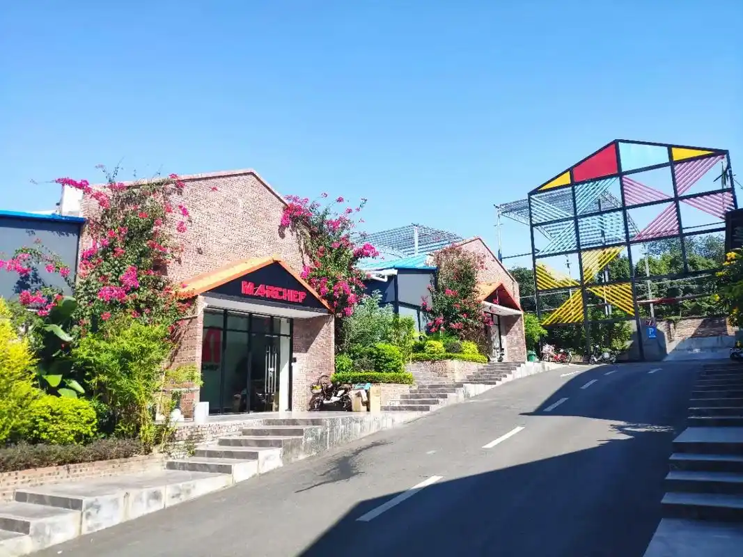 番禺钟村地铁口精装修办公楼出租