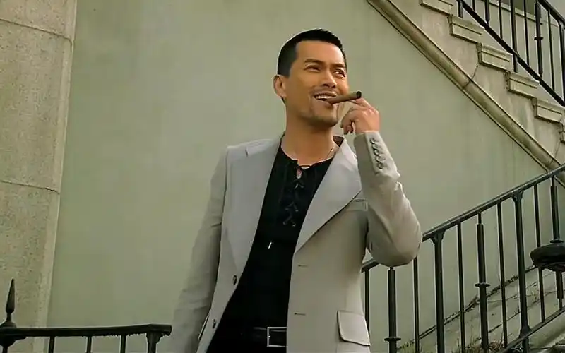 吕良伟演技好不好我不知道,但他跳舞是真的专业!