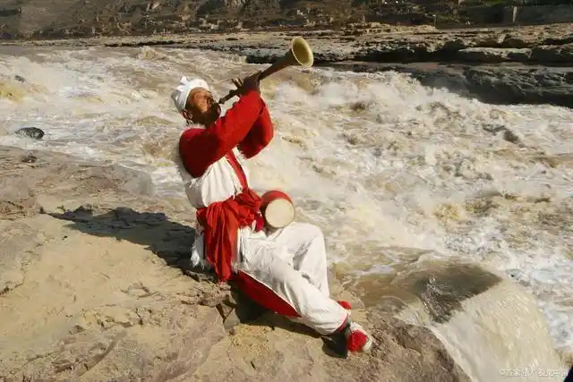 民间文艺:秦腔,陕北民歌,信天游,陕北唢呐,紫阳民歌,关中民歌,宝鸡