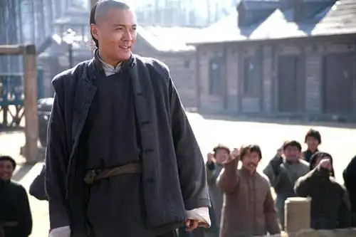 《闯关东前传》于小伟草根逆袭 直叹官道难走